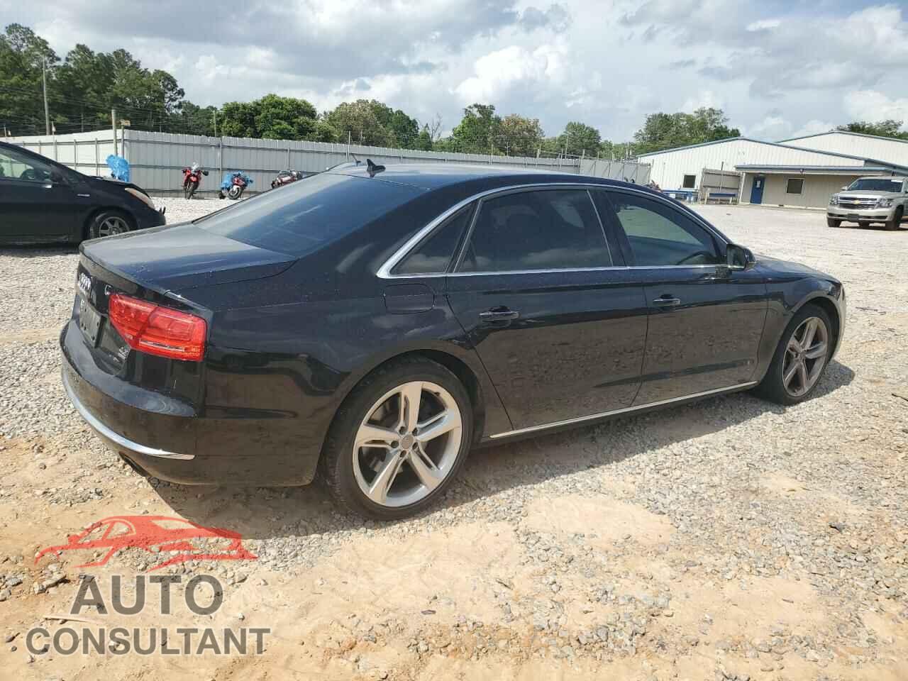 AUDI A8 2011 - WAURVAFD0BN026383