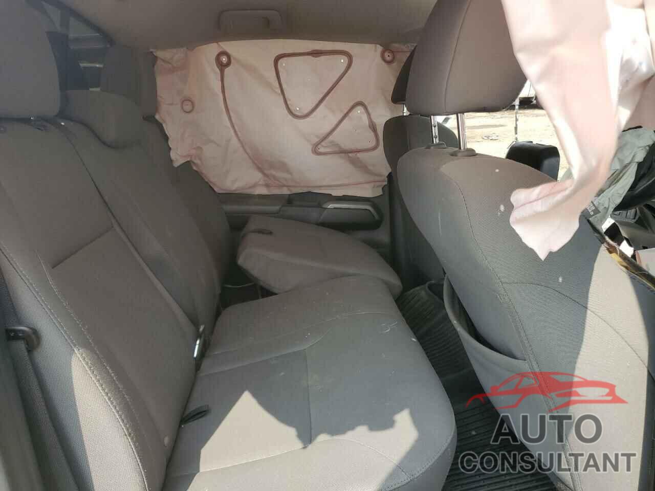 TOYOTA TACOMA 2018 - 3TMCZ5AN0JM128618