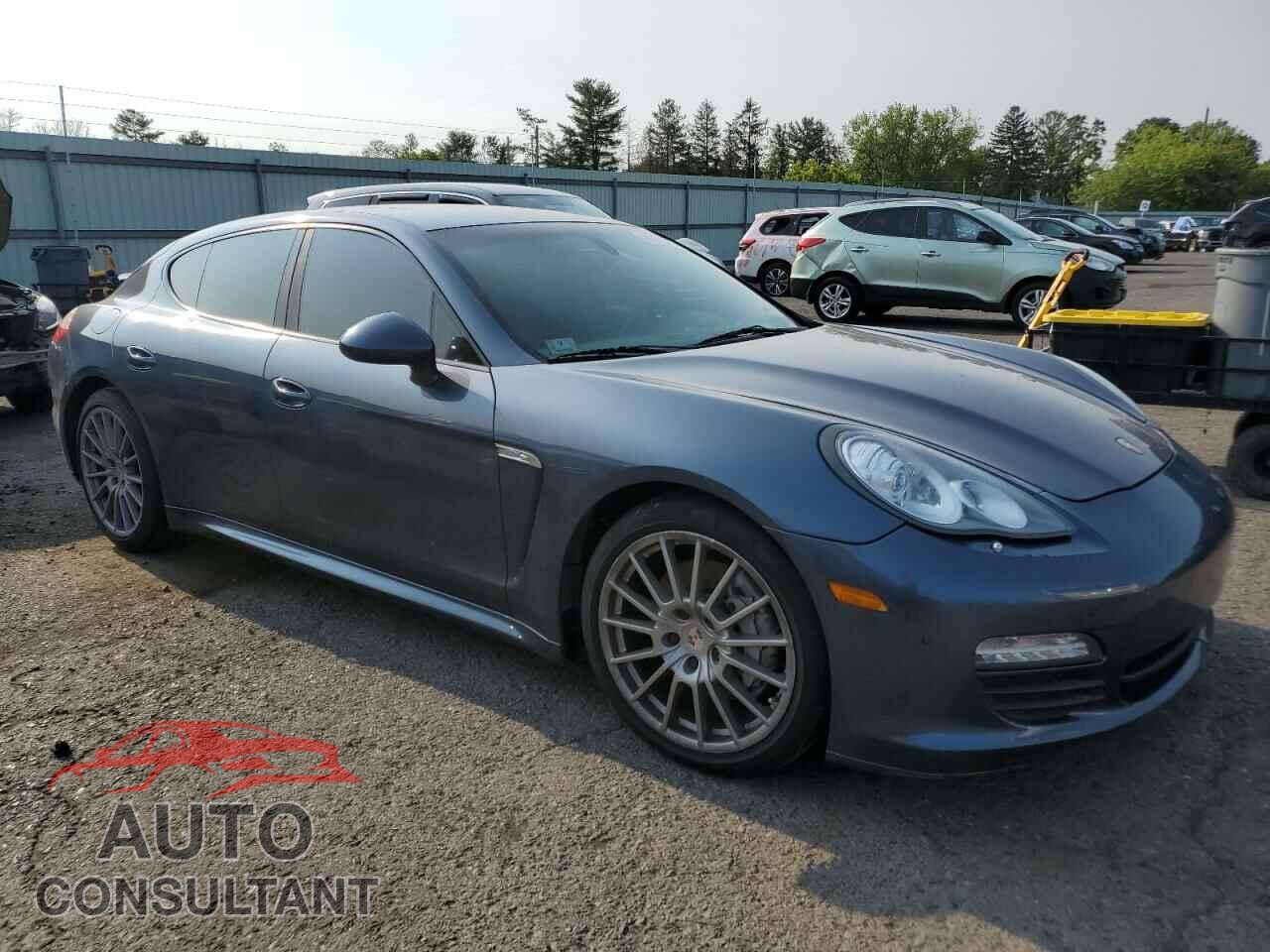 PORSCHE PANAMERA 2013 - WP0AA2A71DL011358