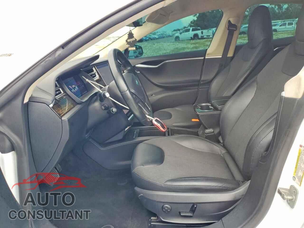 TESLA MODEL S 2016 - 5YJSA1E16GF158948