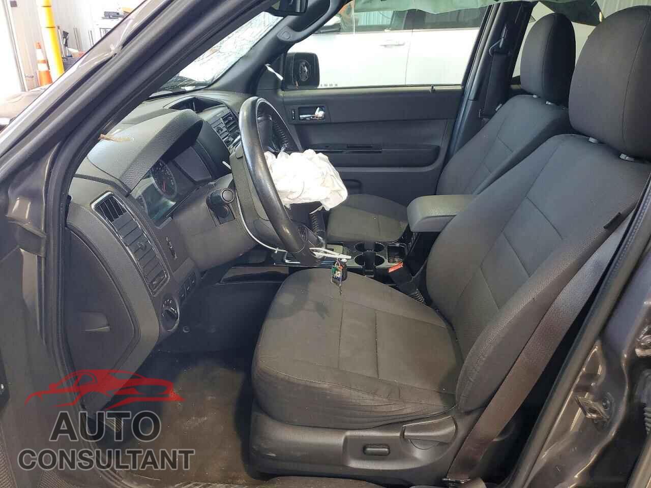 FORD ESCAPE 2011 - 1FMCU9DG5BKA86471