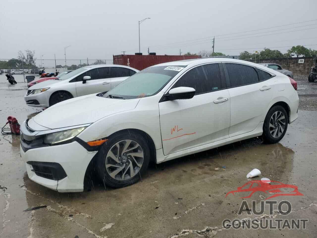 HONDA CIVIC 2018 - 19XFC2F70JE030559