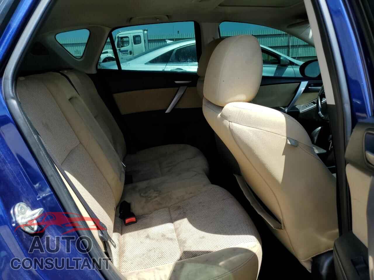 MAZDA MAZDA3 2012 - JM1BL1L90C1691044