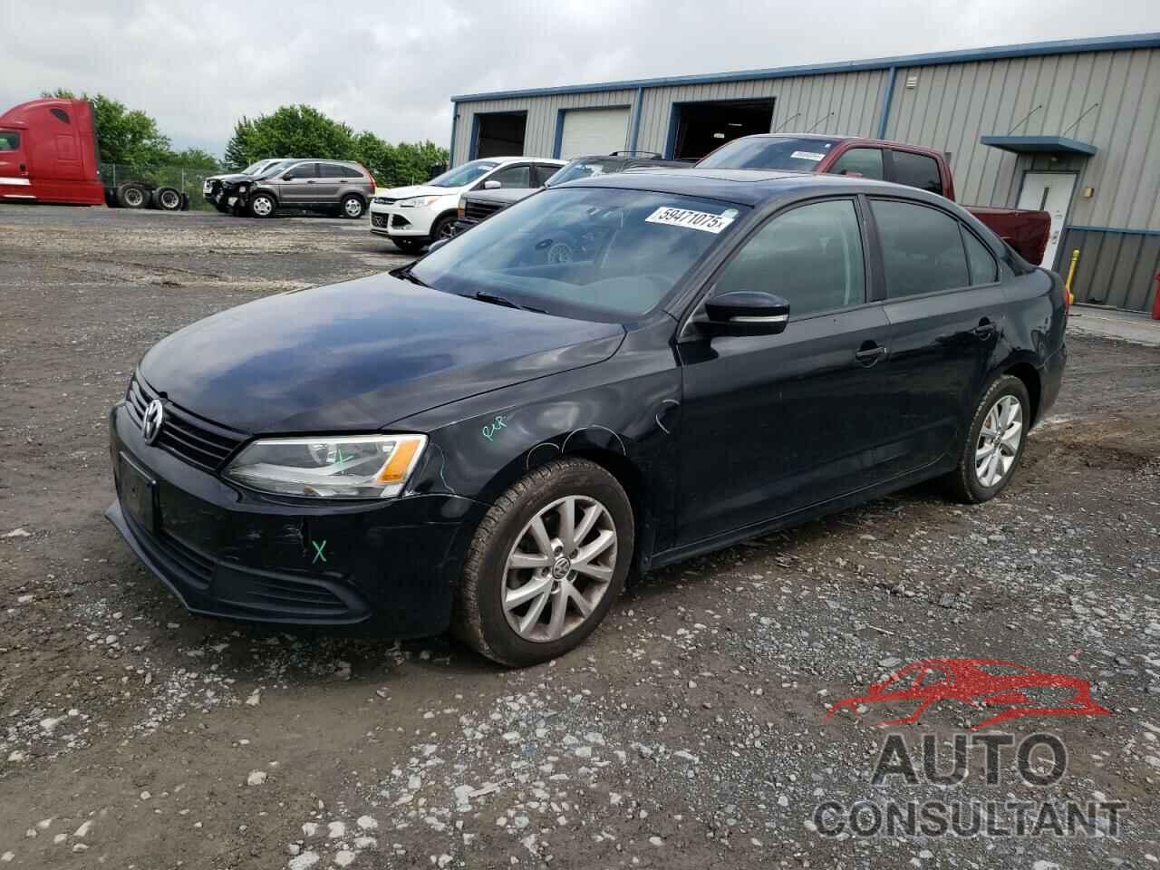 VOLKSWAGEN JETTA 2011 - 3VWDZ7AJ5BM330009
