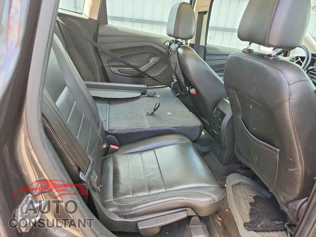FORD CMAX 2015 - 1FADP5BU3FL110032