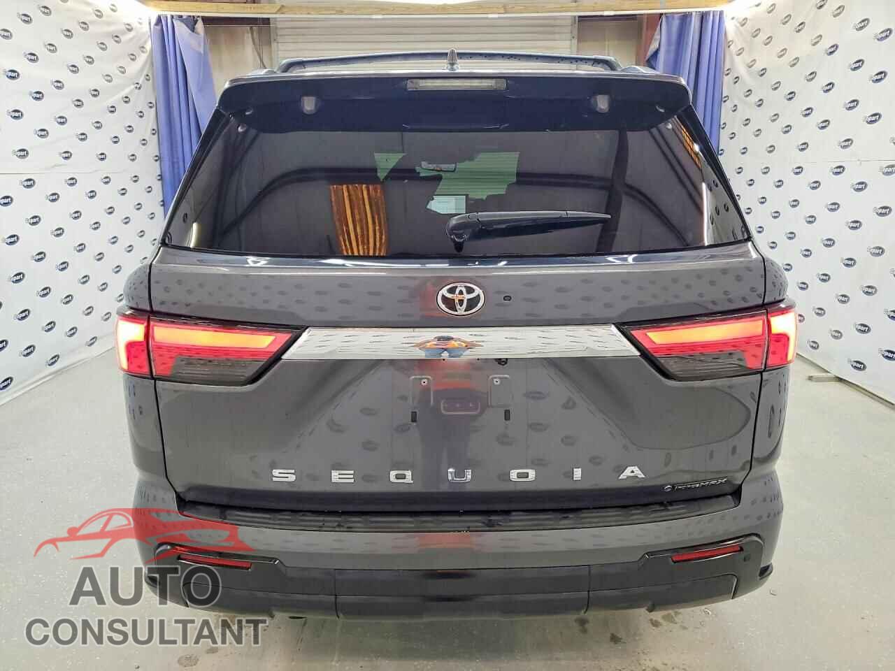TOYOTA SEQUOIA 2026 - 7SVAAABA2TX072624