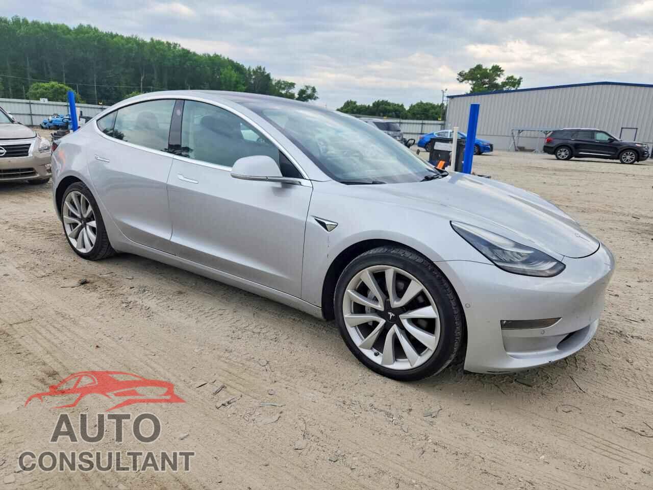 TESLA MODEL 3 2018 - 5YJ3E1EB8JF054941