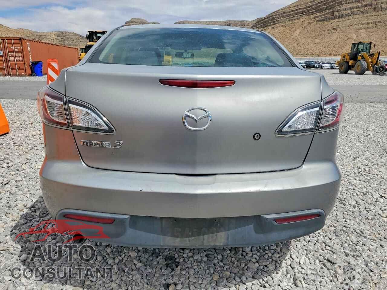 MAZDA 3 2011 - JM1BL1UF9B1496126