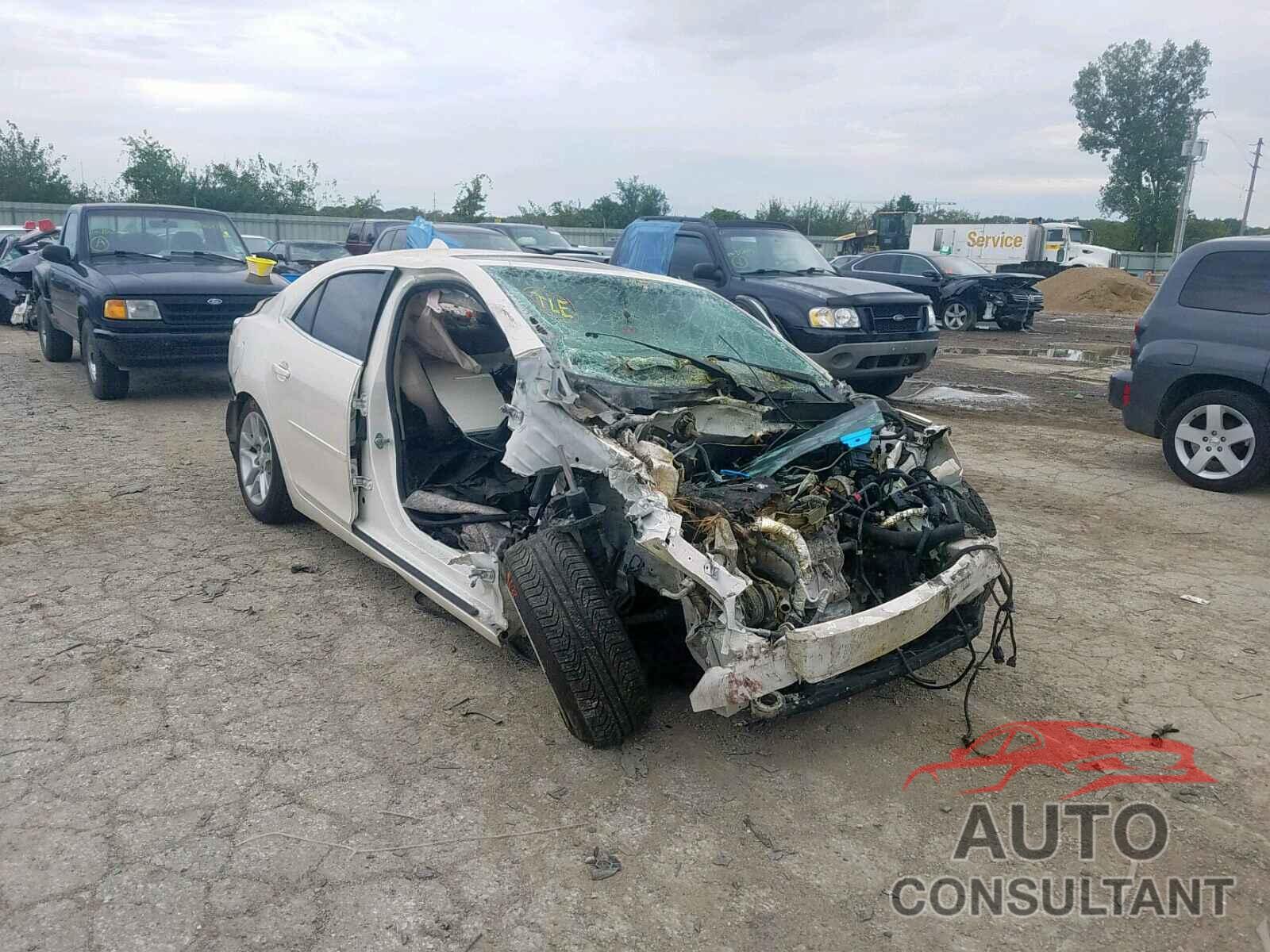 CHEVROLET MALIBU 2013 - 1G11C5SA0DF347354