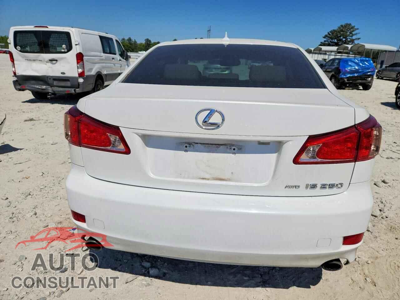 LEXUS IS 2012 - JTHCF5C2XC5056880
