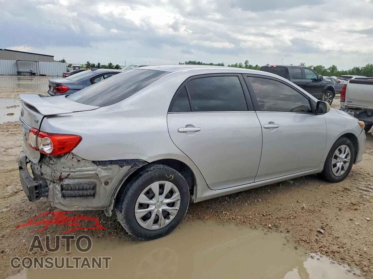 TOYOTA COROLLA 2013 - 2T1BU4EE6DC970505