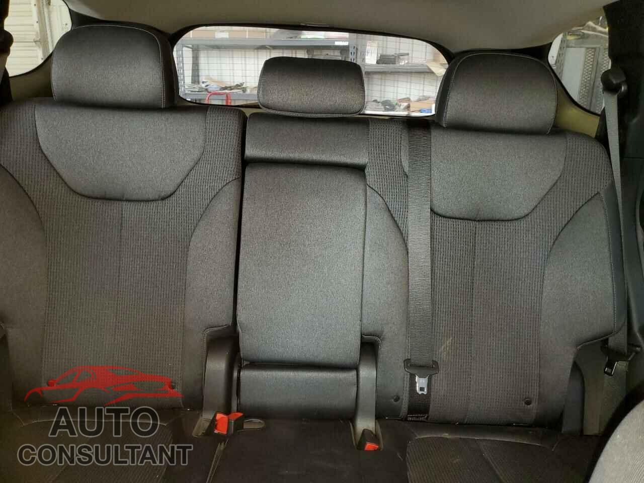 HYUNDAI SANTA FE 2023 - 5NMS14AJ2PH578311