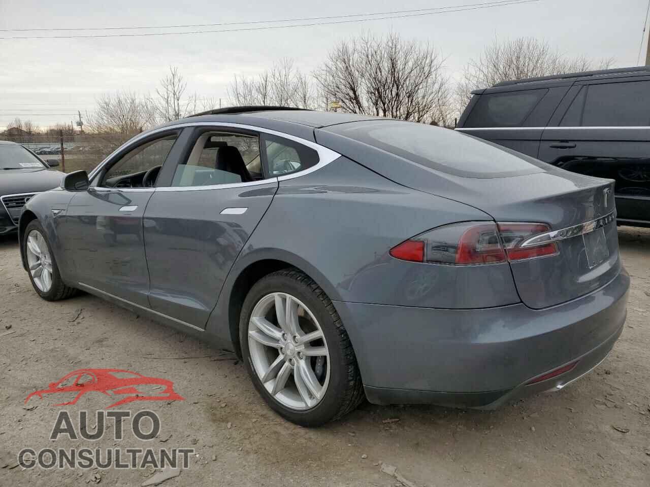 TESLA MODEL S 2013 - 5YJSA1CG7DFP03882
