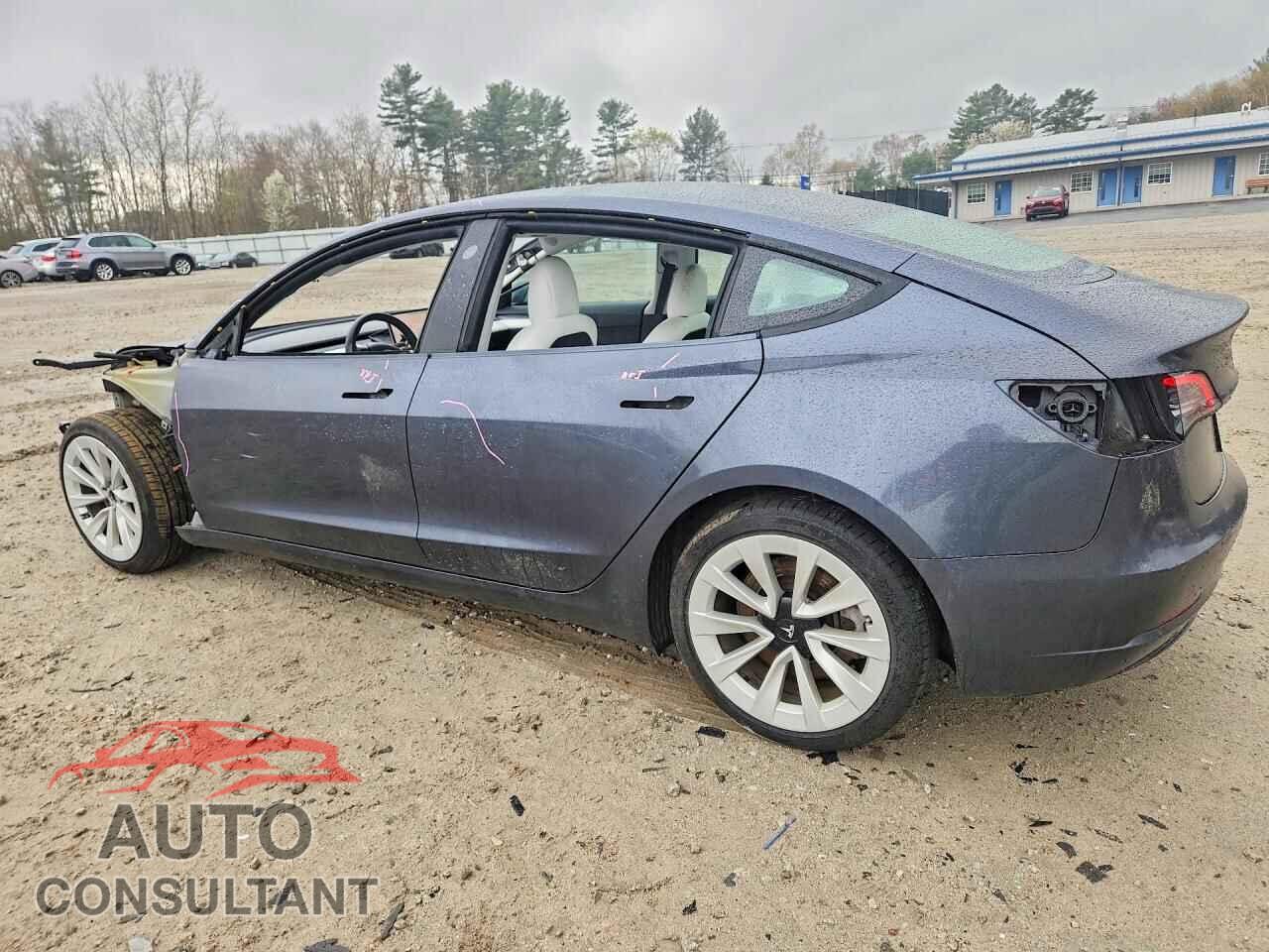 TESLA MODEL 3 2021 - 5YJ3E1EB7MF990229