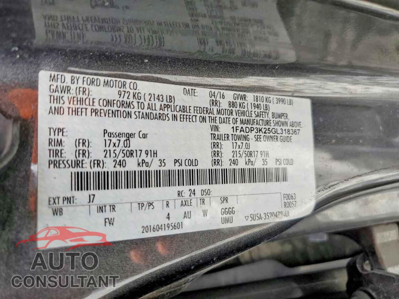 FORD FOCUS 2016 - 1FADP3K25GL318367
