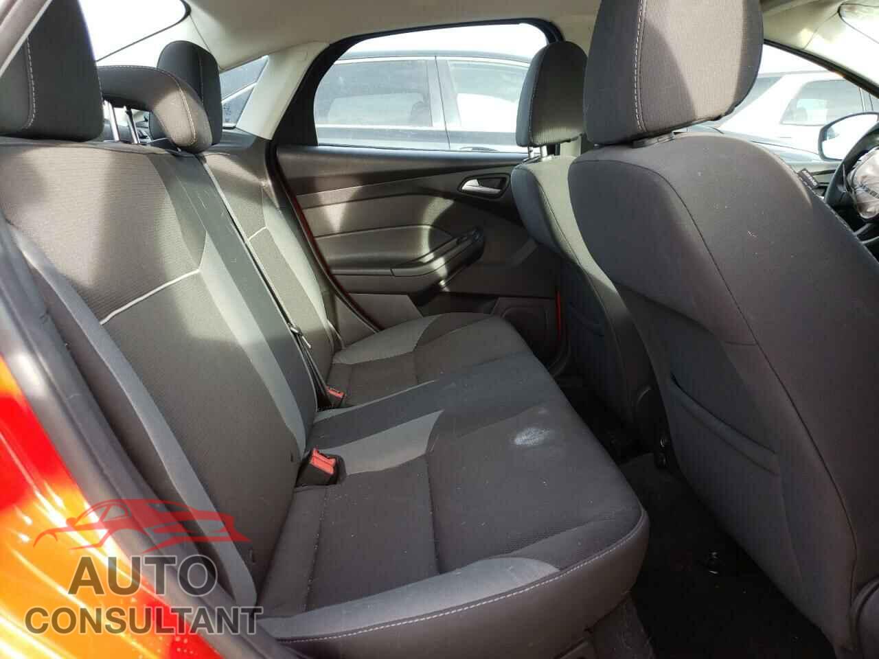 FORD FOCUS 2014 - 1FADP3F27EL169029
