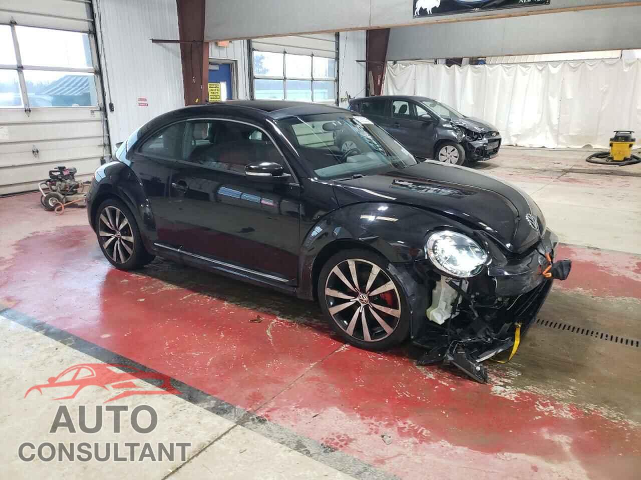 VOLKSWAGEN BEETLE 2012 - 3VWVA7AT4CM665261