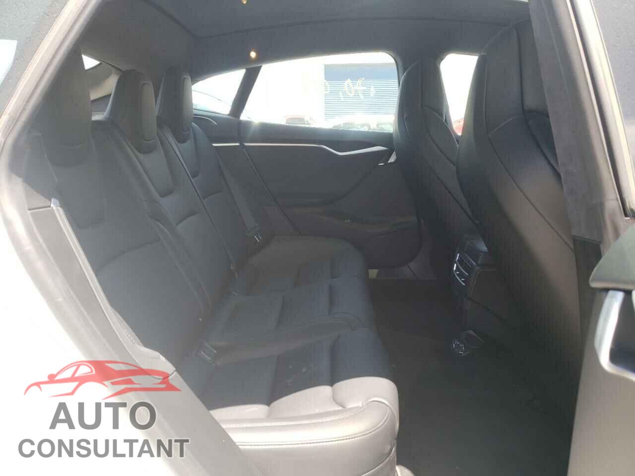 TESLA MODEL S 2018 - 5YJSA1E2XJF239970