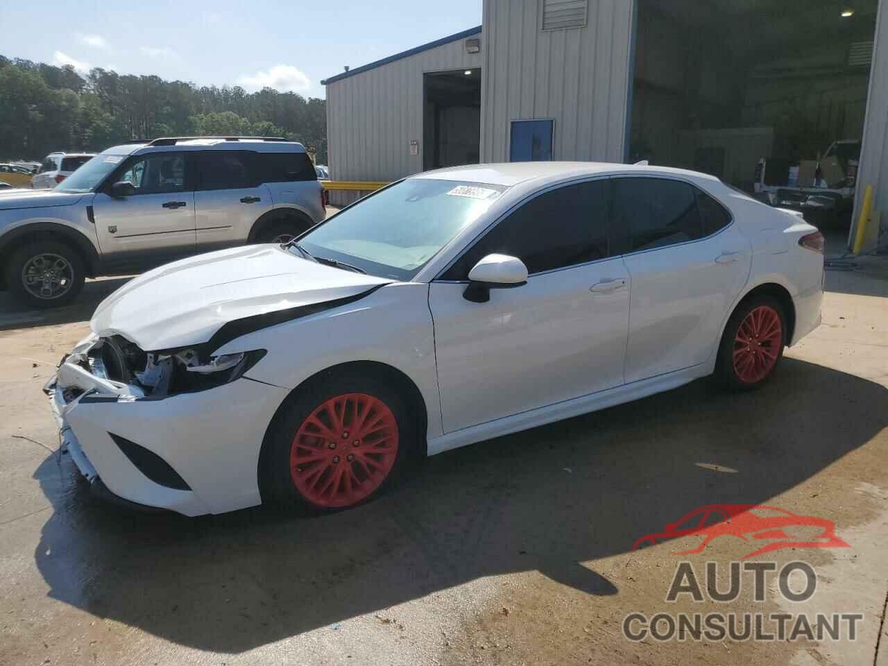 TOYOTA CAMRY 2019 - 4T1B11HK4KU718014