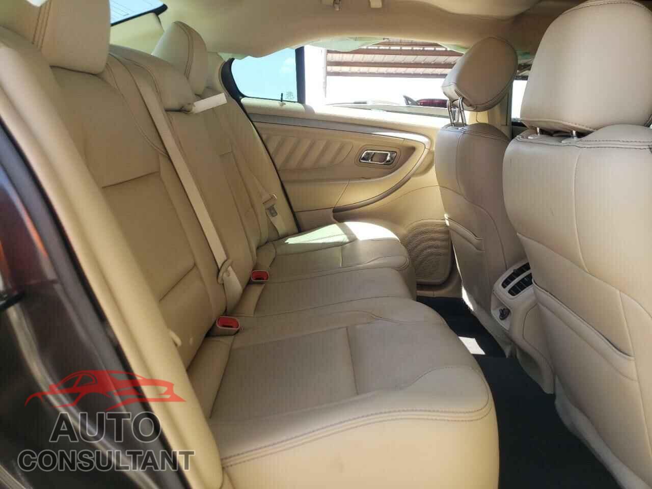FORD TAURUS 2016 - 1FAHP2E85GG131702