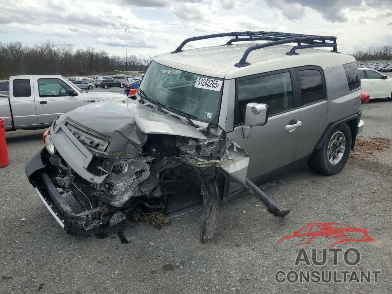 TOYOTA FJ CRUISER 2012 - JTEBU4BF5CK125778