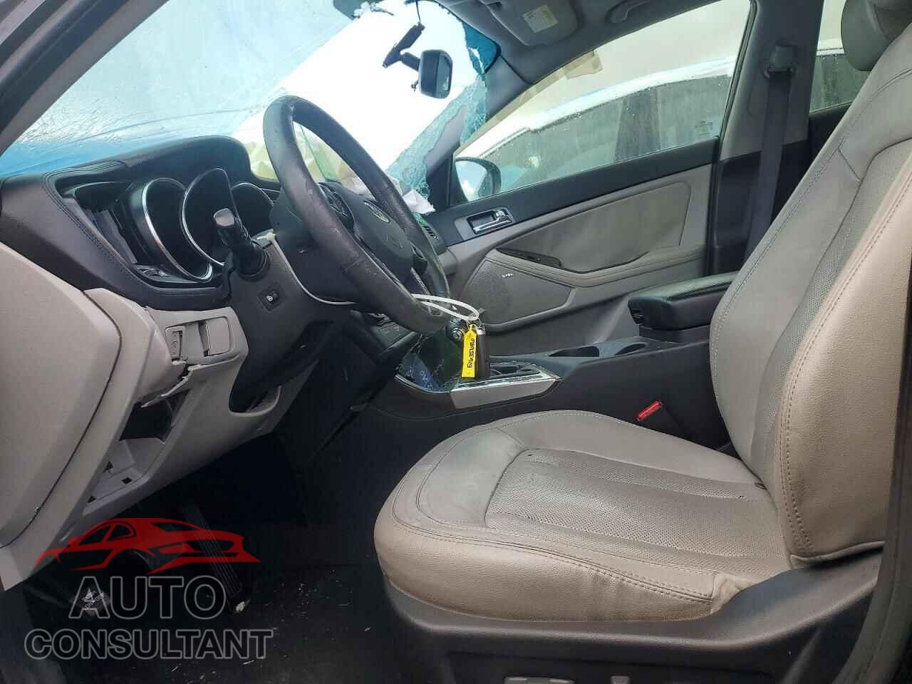 KIA OPTIMA 2011 - KNAGN4A79B5102158