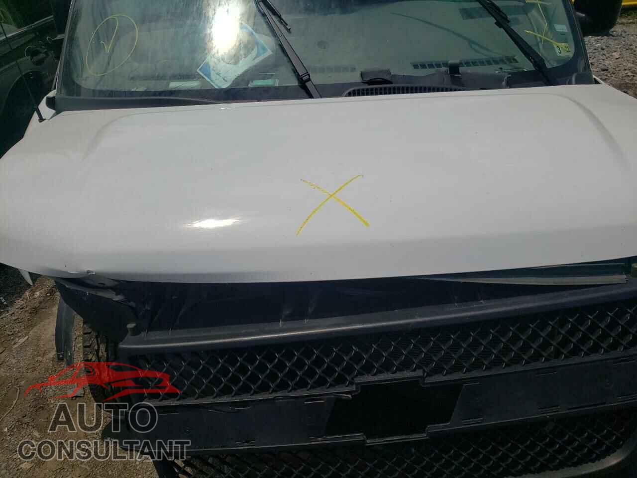 CHEVROLET EXPRESS 2021 - 1GCWGAFP3M1237405