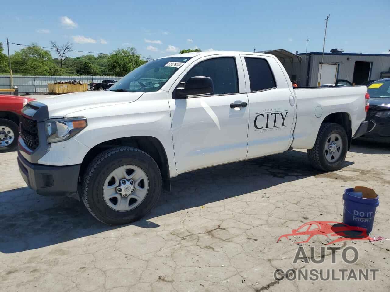 TOYOTA TUNDRA 2019 - 5TFRM5F15KX144906