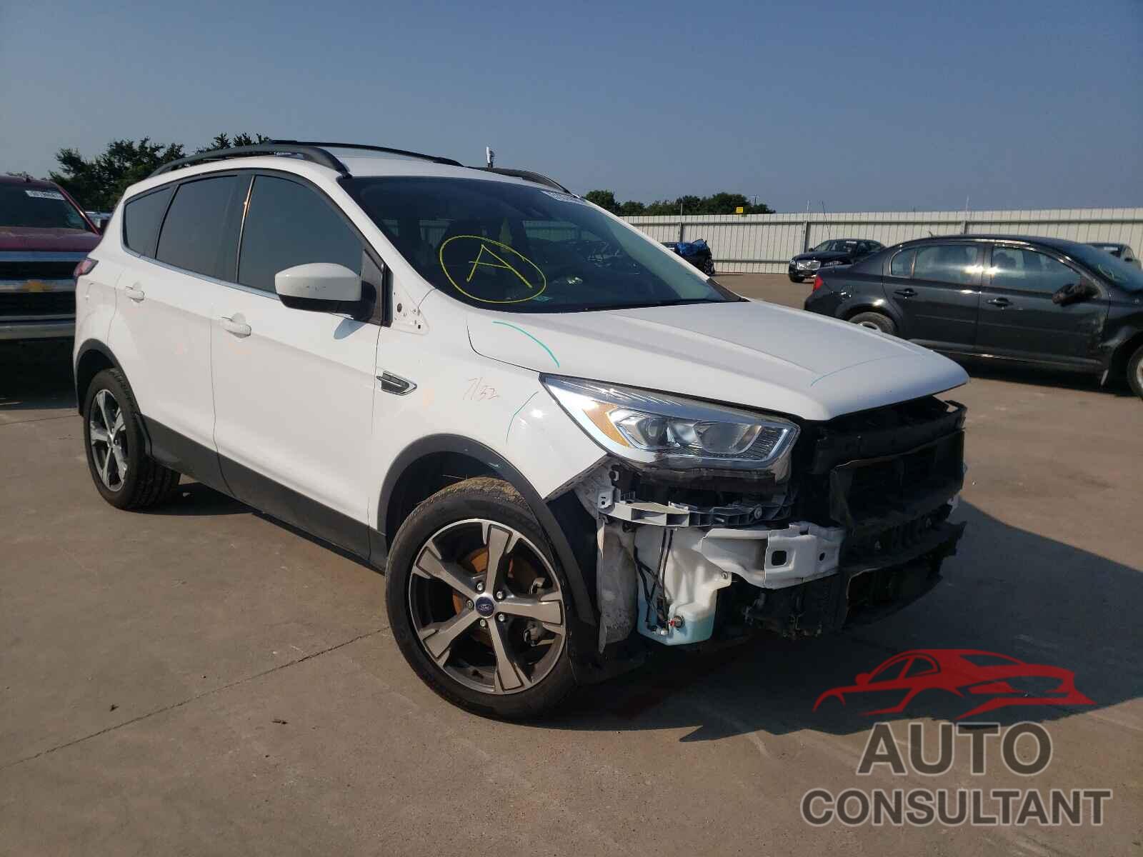 FORD ESCAPE 2018 - 1FMCU0HD7JUA22026