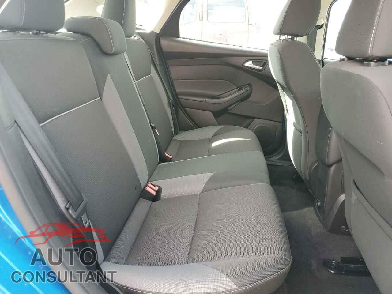 FORD FOCUS 2014 - 1FADP3K21EL118938
