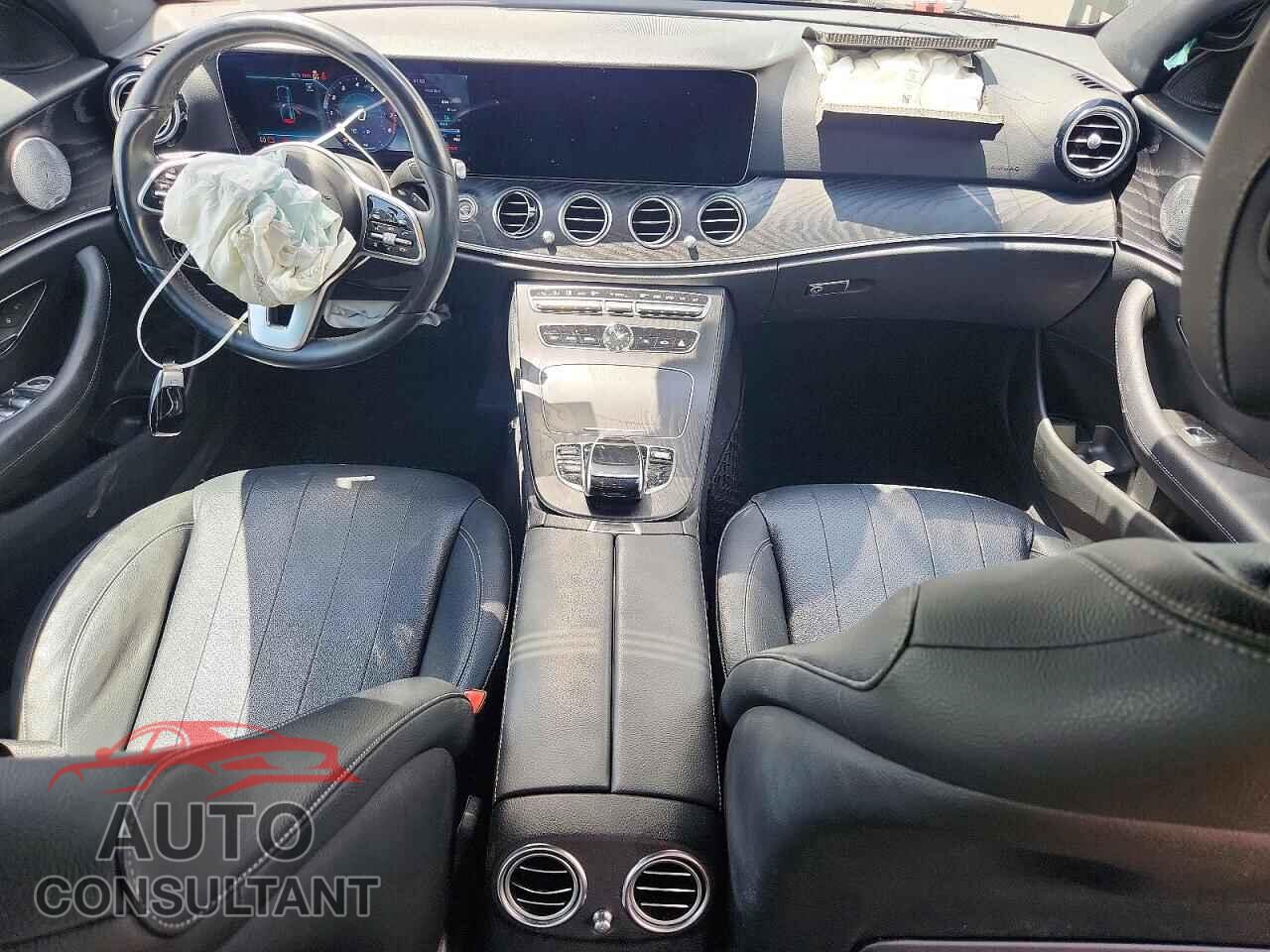 MERCEDES-BENZ E-CLASS 2019 - WDDZF4JB3KA543231
