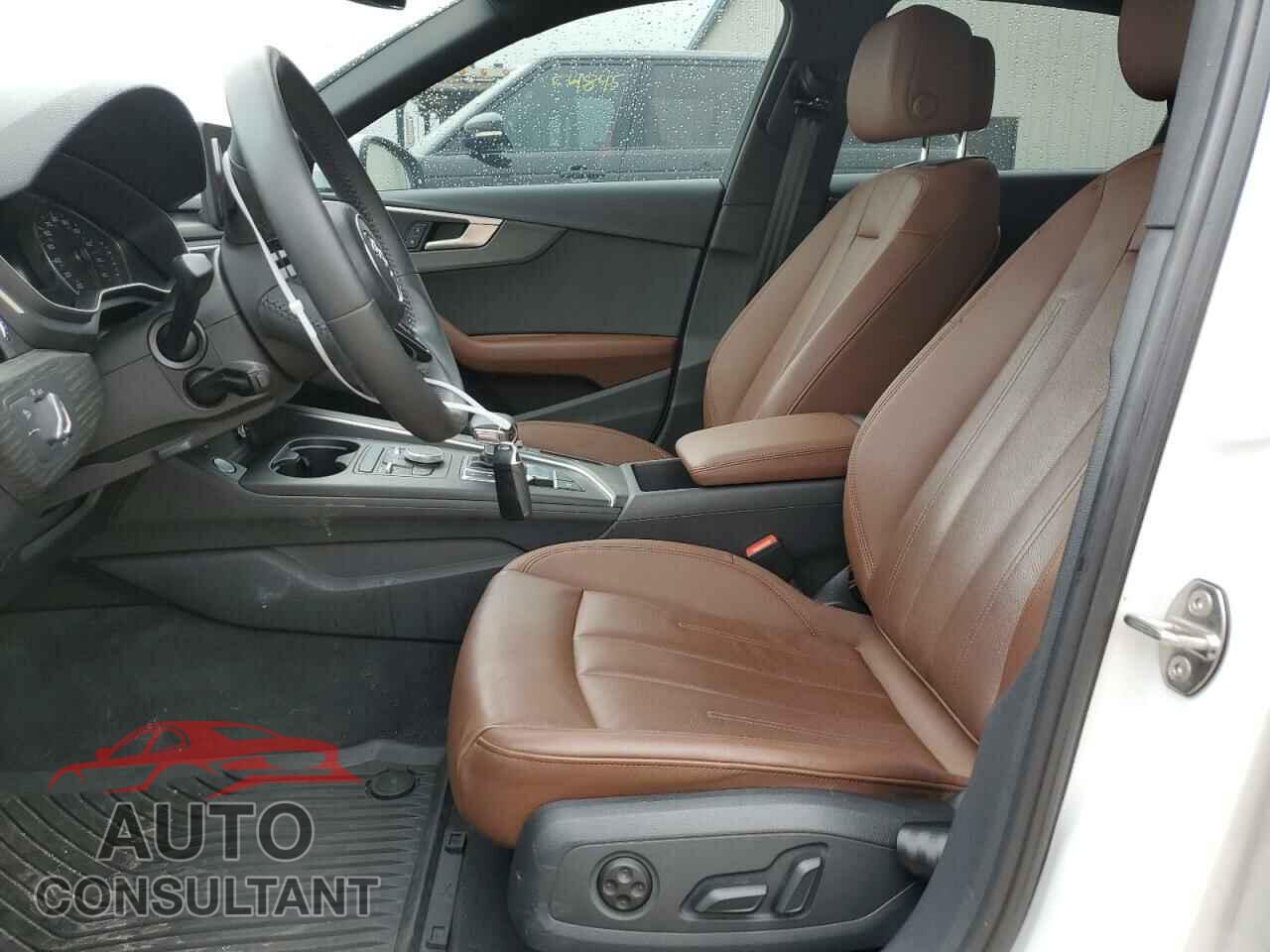 AUDI A4 2019 - WAUGMAF47KA110184