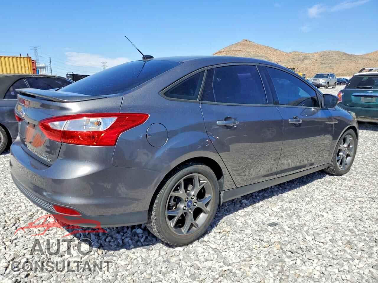 FORD FOCUS 2013 - 1FADP3F21DL351145