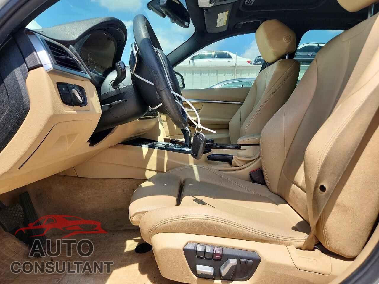 BMW 3 SERIES 2016 - WBA8E9G58GNU29424