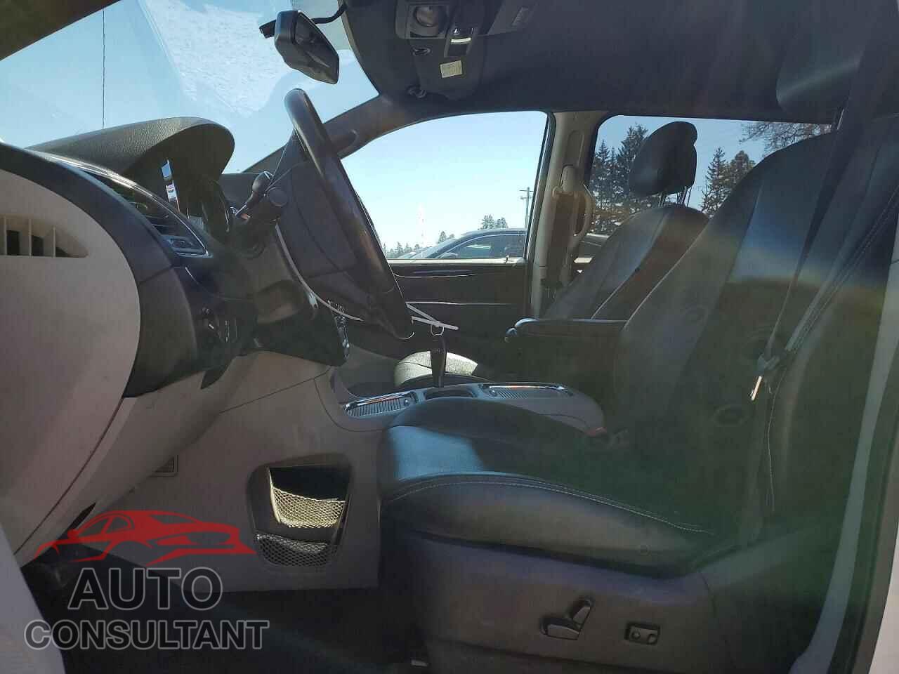 DODGE CARAVAN 2017 - 2C4RDGCG3HR814528