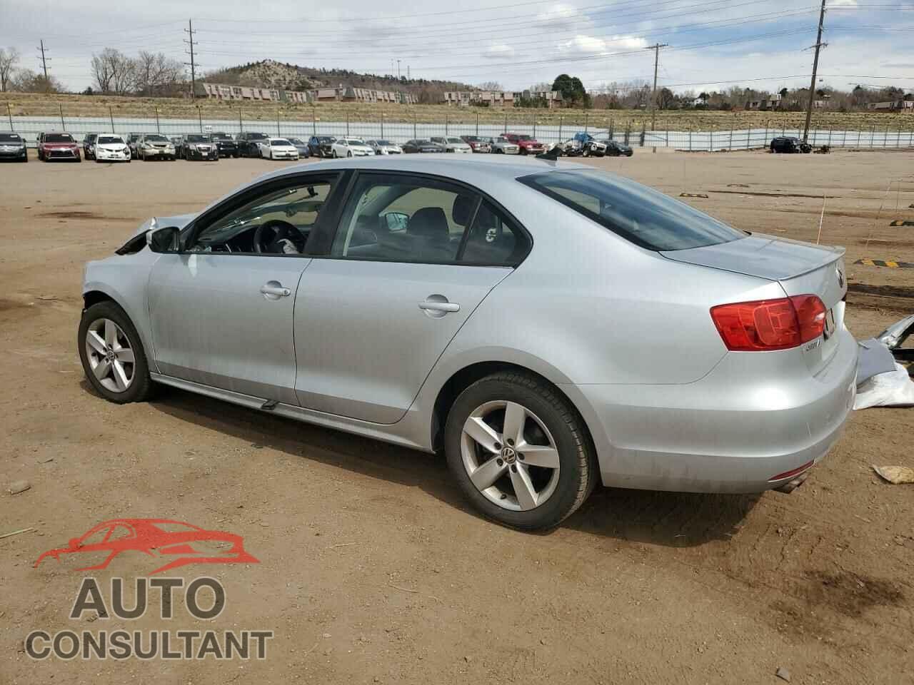 VOLKSWAGEN JETTA 2012 - 3VWLL7AJ3CM015515