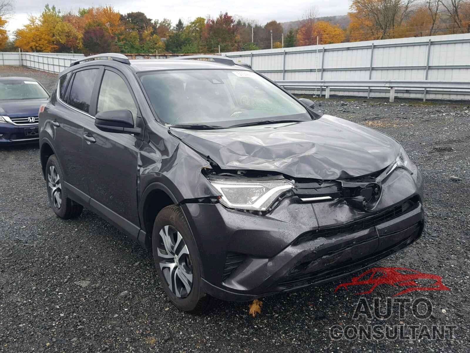 TOYOTA RAV4 LE 2018 - JTMBFREV8JJ210793