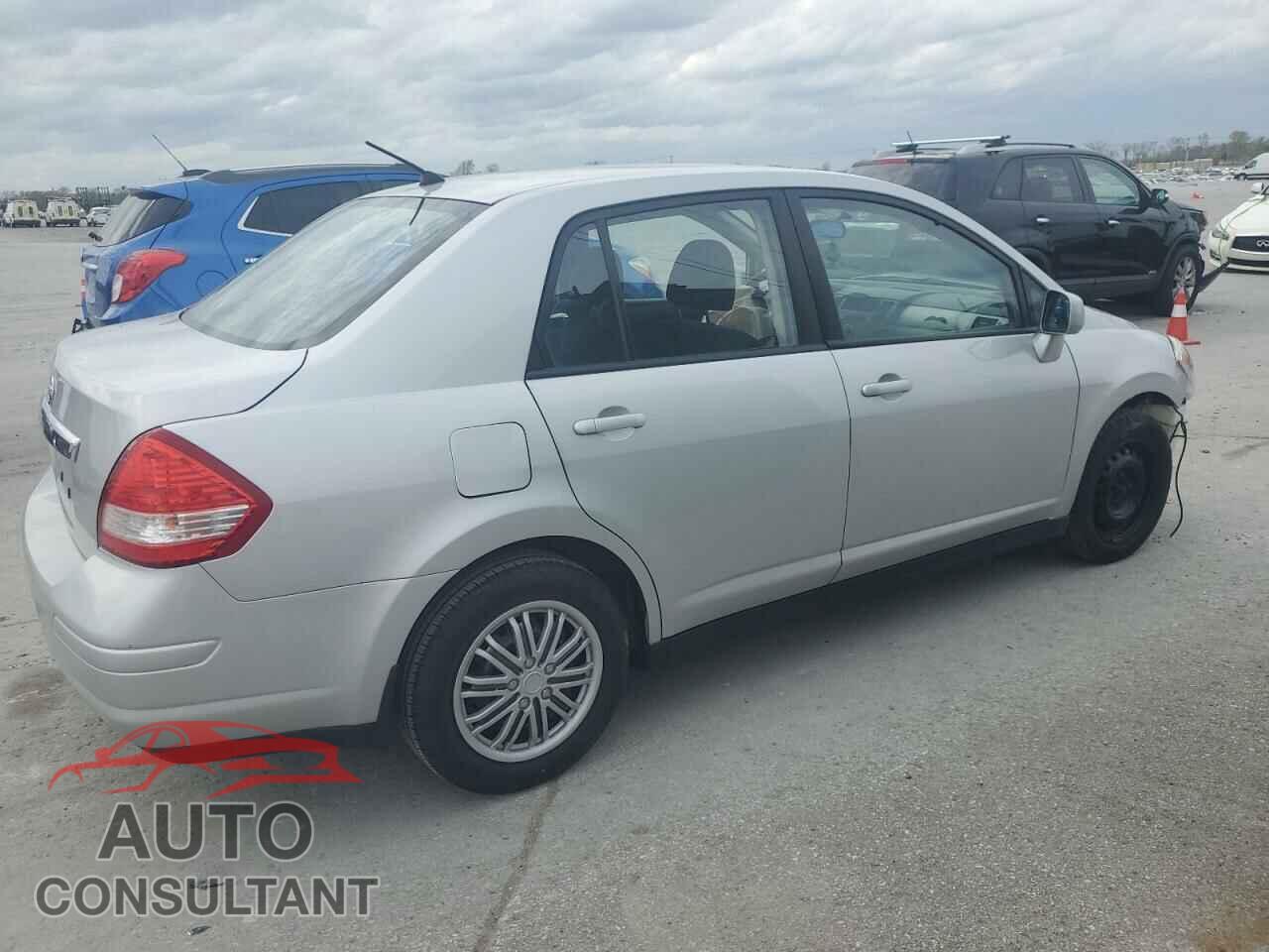 NISSAN VERSA 2010 - 3N1BC1AP2AL382265
