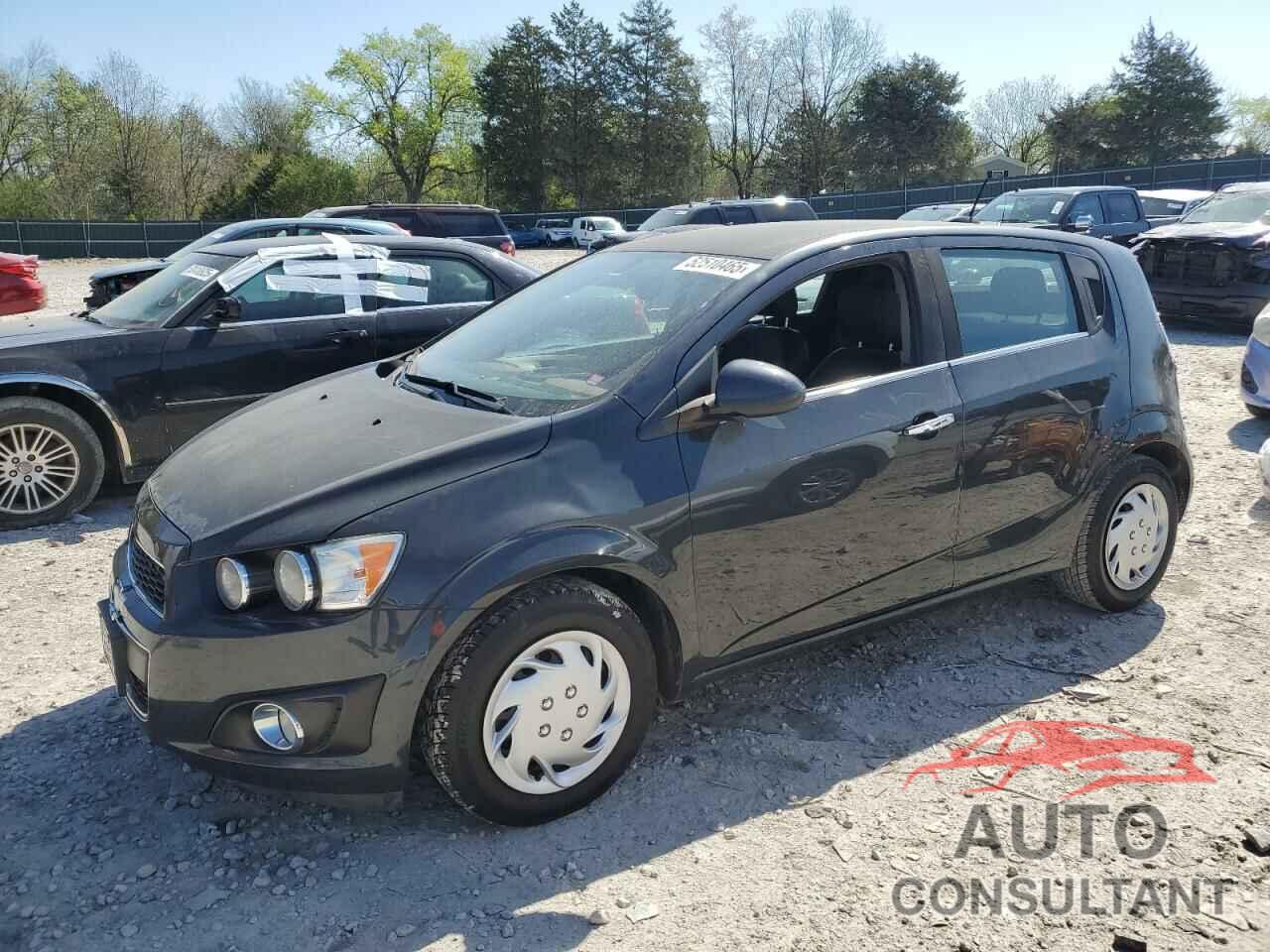 CHEVROLET SONIC 2015 - 1G1JE6SB0F4168545