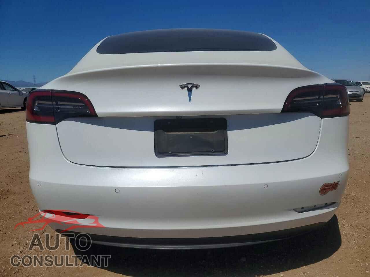 TESLA MODEL 3 2020 - 5YJ3E1EA3LF644720
