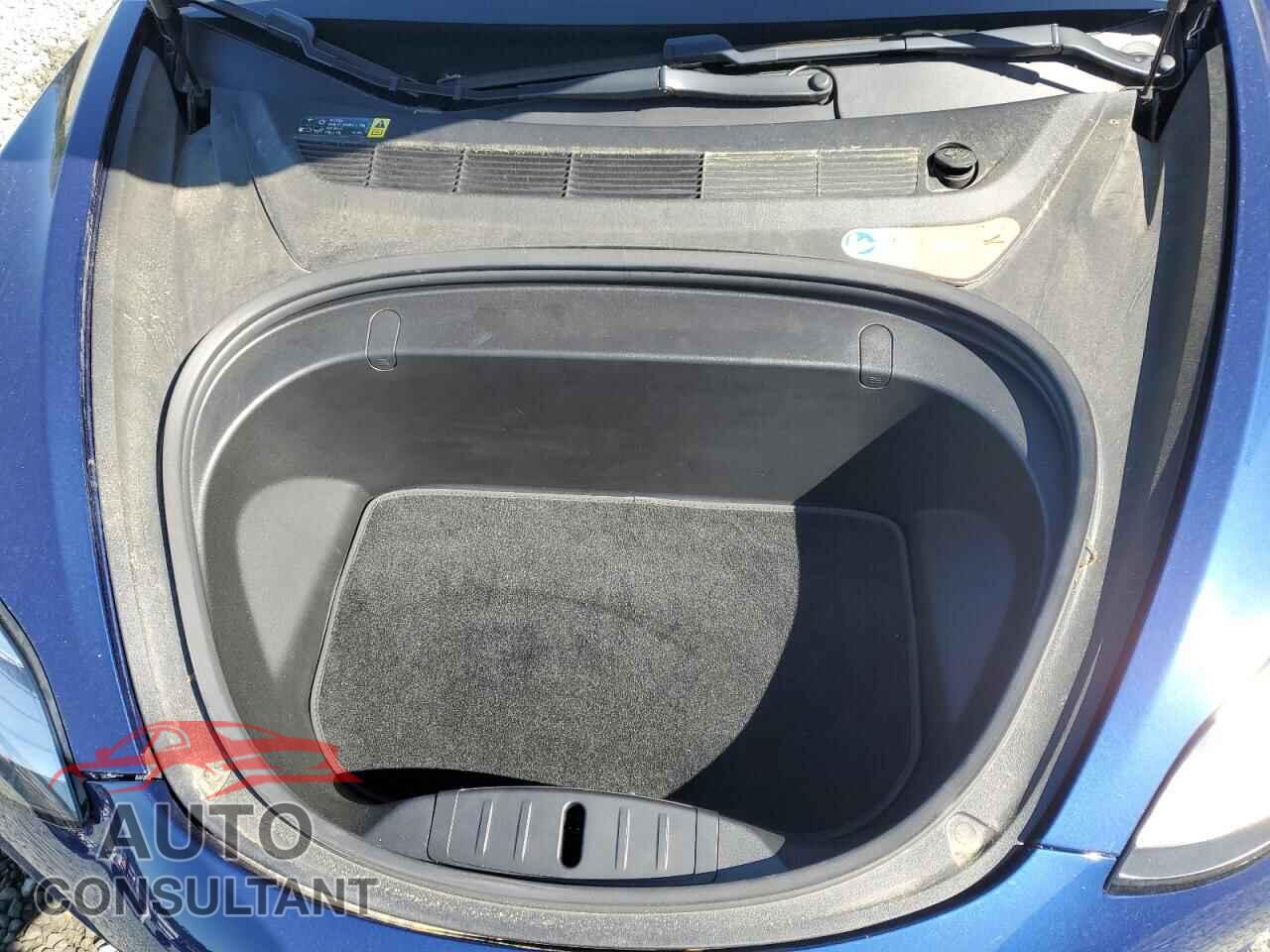 TESLA MODEL 3 2018 - 5YJ3E1EAXJF005621