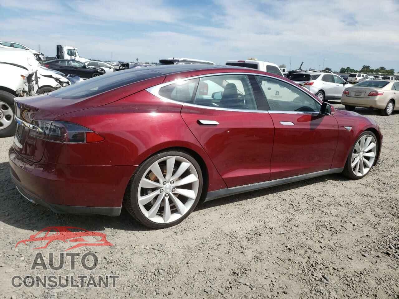 TESLA MODEL S 2012 - 5YJSA1DP9CFS00626