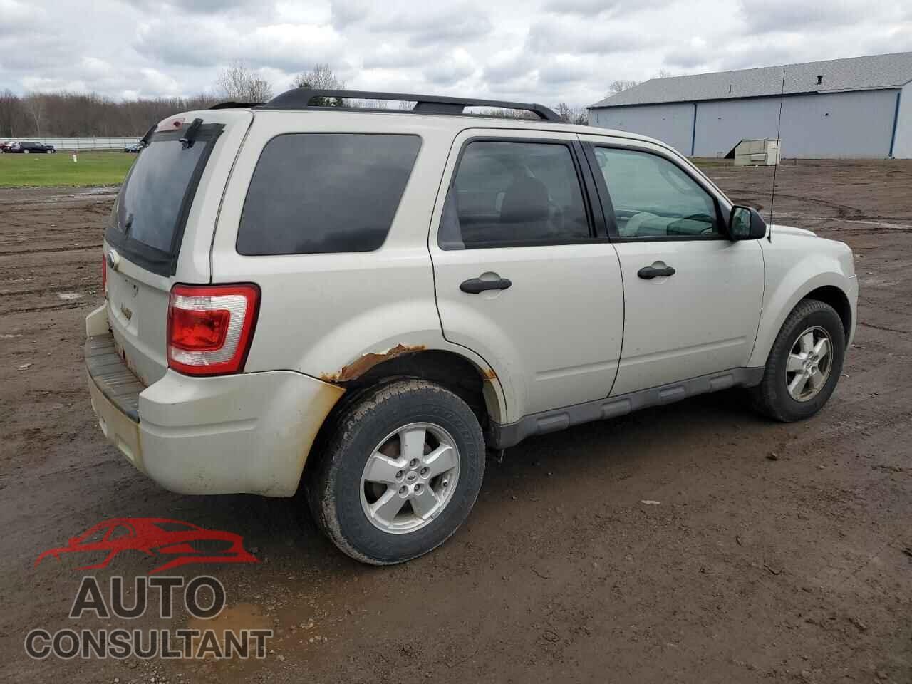 FORD ESCAPE 2009 - 1FMCU03779KA93204