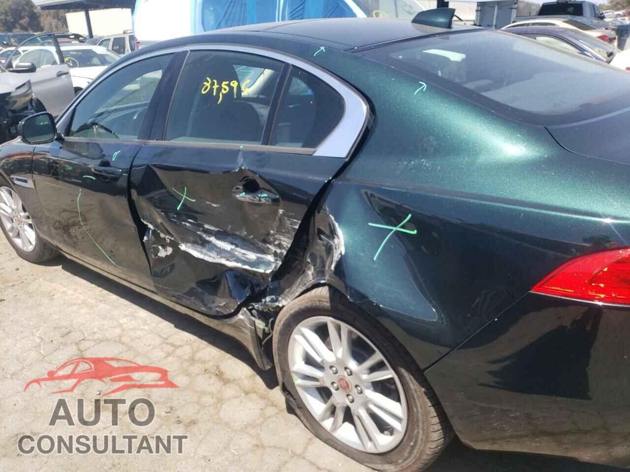 JAGUAR XE 2017 - SAJAD4BN6HCP13585