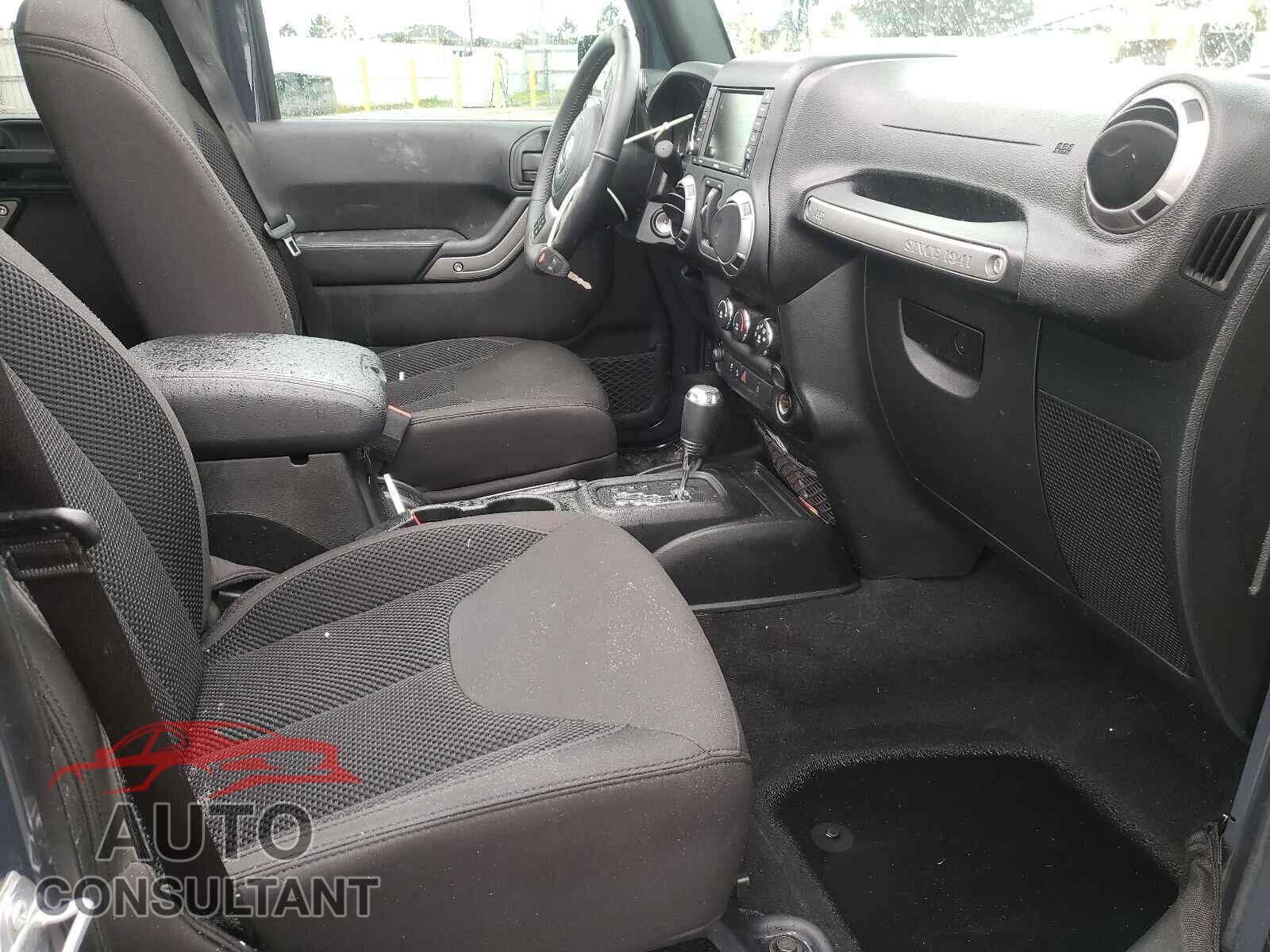 JEEP WRANGLER 2017 - 1C4BJWDG3HL644148