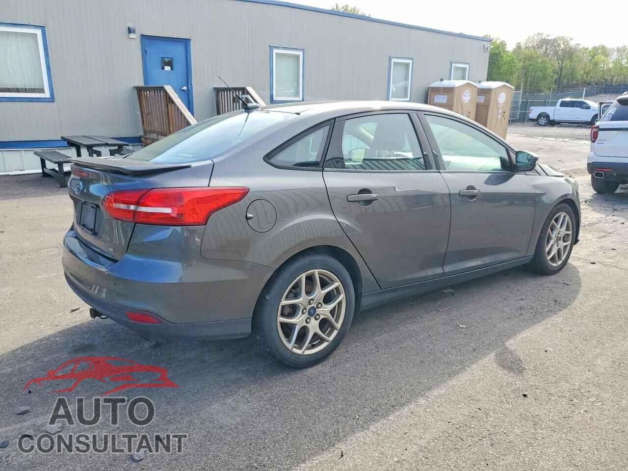 FORD FOCUS 2015 - 1FADP3F23FL338402