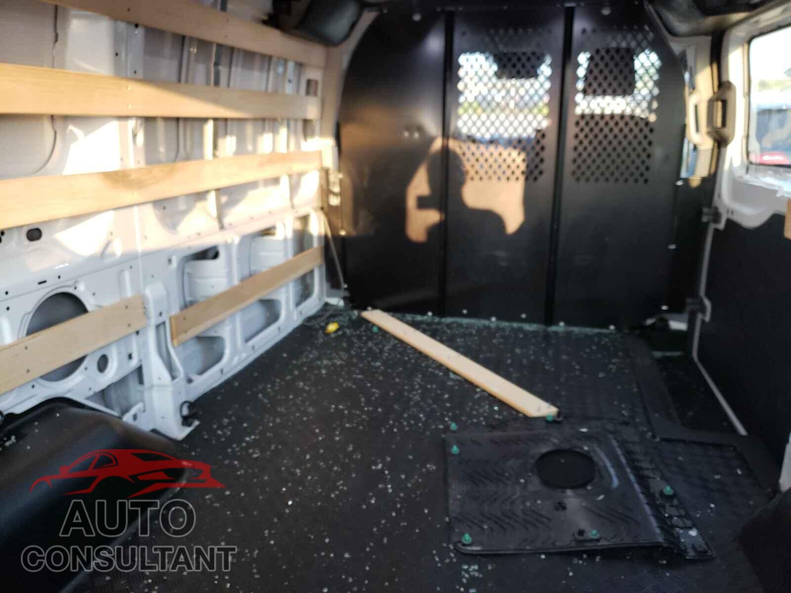 FORD TRANSIT CO 2019 - 1FTYR1YM7KKA72228