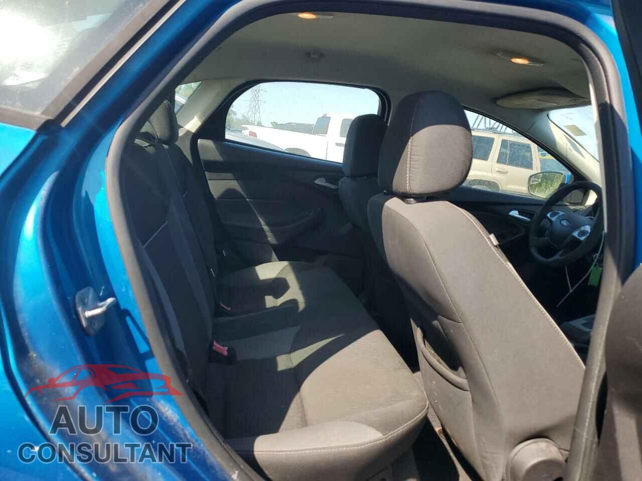 FORD FOCUS 2014 - 1FADP3F20EL135711