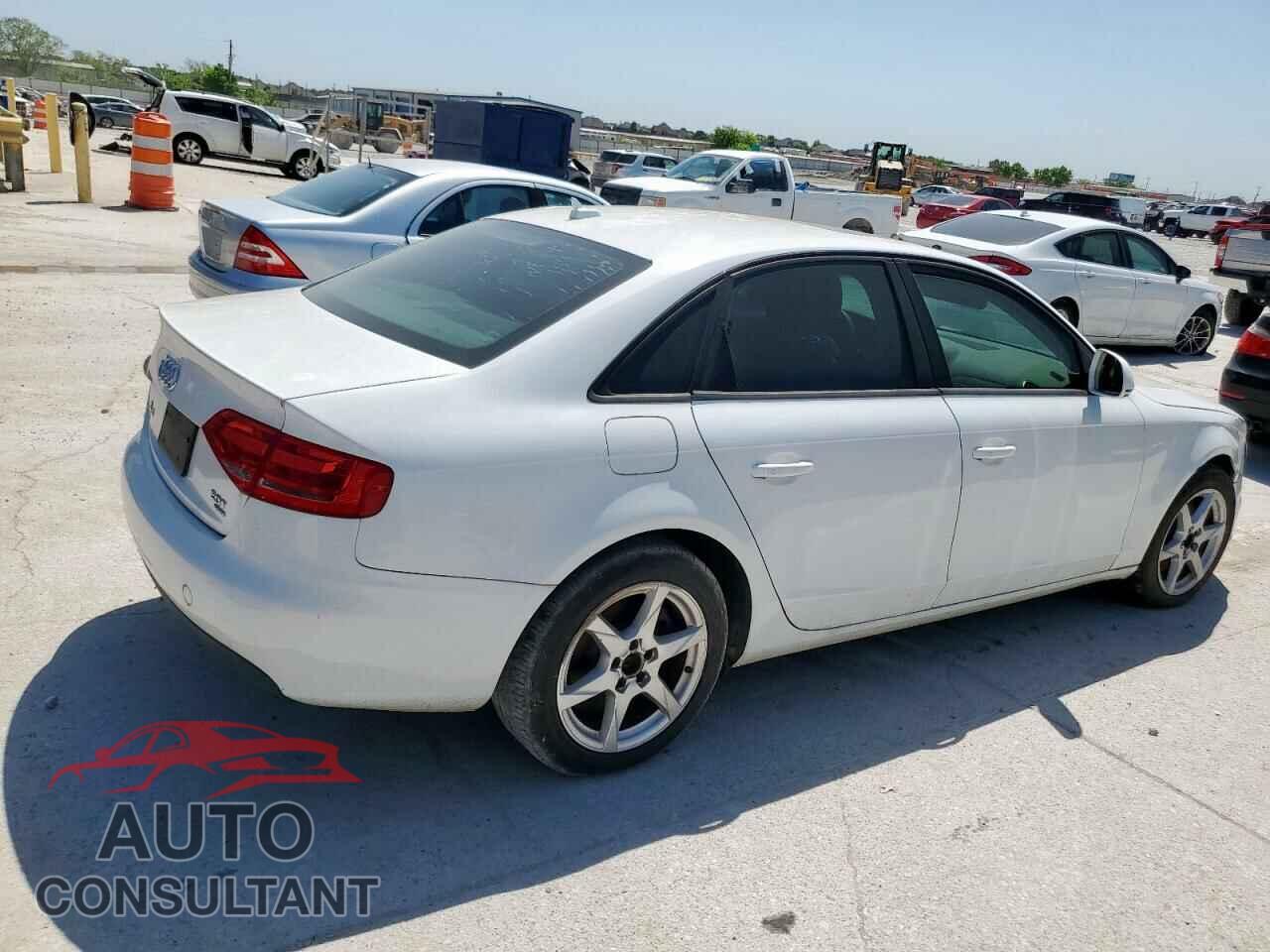 AUDI A4 2009 - WAULF78K39N024705