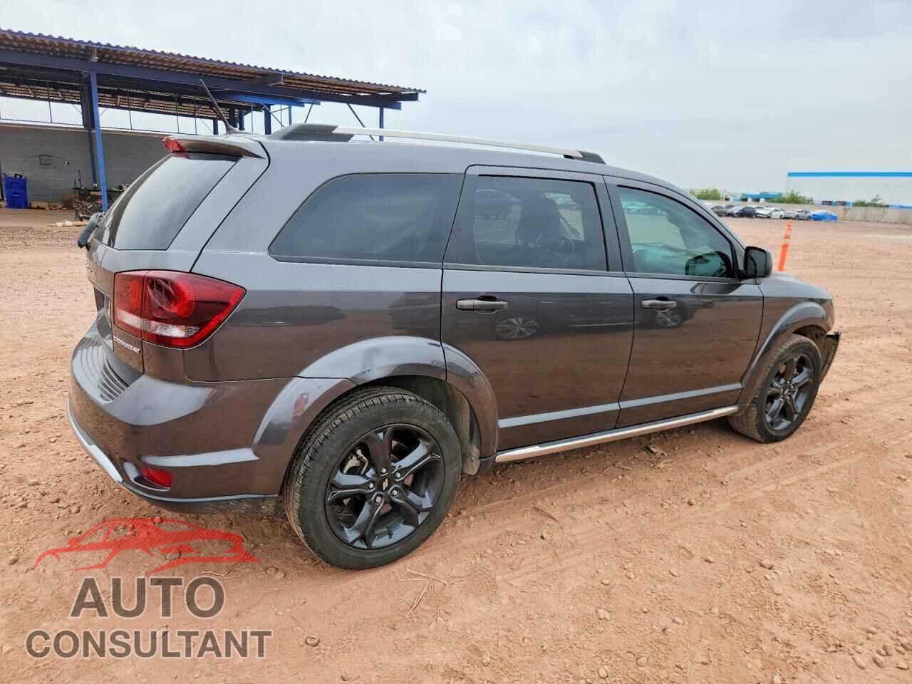 DODGE JOURNEY 2018 - 3C4PDCGG5JT310852